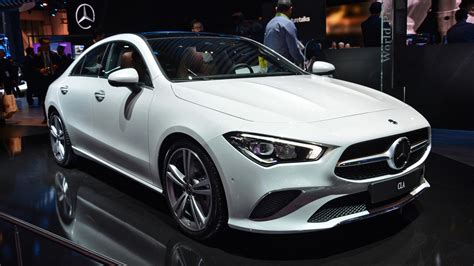 2020 Mercedes-Benz CLA brings its svelte looks to CES