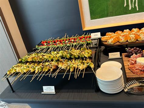 KIMPTON THE FORUM HOTEL (Charlottesville) - Hotel Reviews, Photos, Rate ...