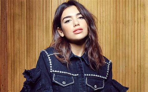 Dua Lipa Height, Family, Age, Dating, Biography, Net Worth, Facts