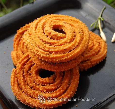 Gram flour chakli | Kadalai maavu murukku | Besan chakli-How to make ...