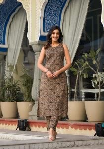 Varanga Women Kurta Pant Set - Buy Varanga Women Kurta Pant Set Online ...