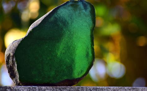 How Much is Jade Worth? (Jade Price Guide in 2024) – Buddha & Karma