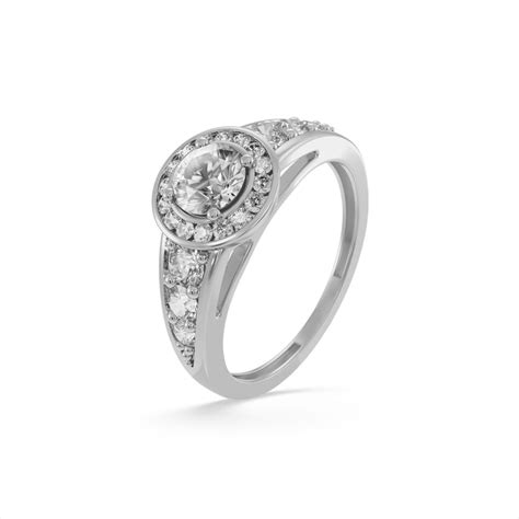 The Radiant Crest 9KT Laboratory Grown Diamond Promise Ring – PALMONAS
