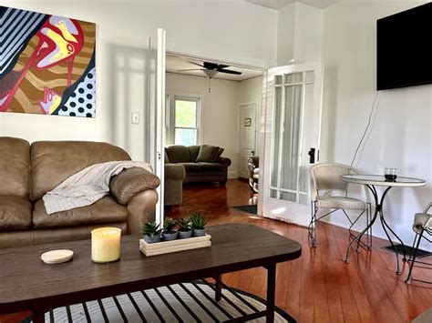 Iowa City, IA Vacation Rentals (4.8 out of 5) - Airbnb