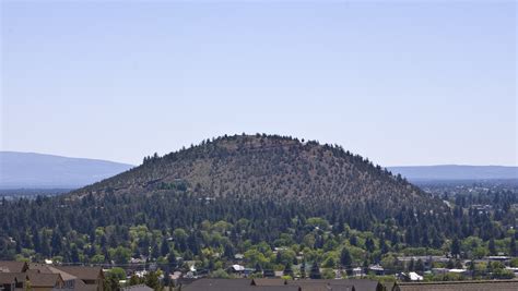 Pilot Butte State Scenic Viewpoint