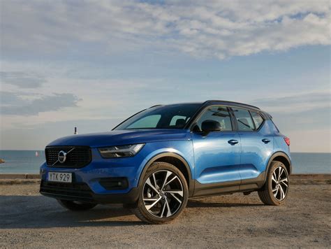 2019 Volvo XC40 Review and First Drive - AutoGuide.com