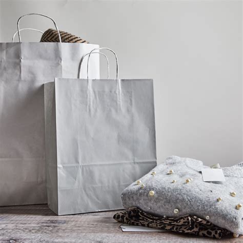 Twisted handle paper bags online
