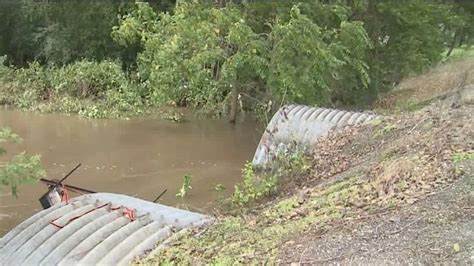 'Quite a mess:' SE Wisconsin residents assess their property damage ...
