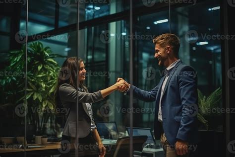 Young Business's Owners 的图像结果