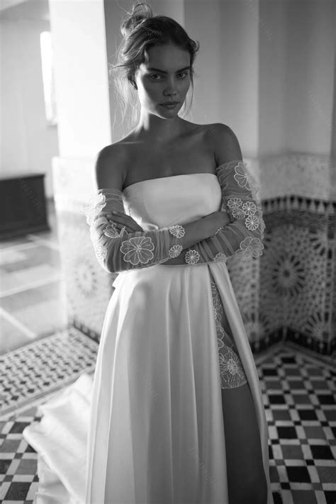 Strapless Satin High Split Wedding Dresses Lace Up Back With Long Slim – TANYA BRIDAL