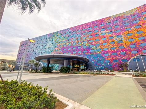 Go Inside the NEW Rooms at Universal's Stella Nova Resort - AllEars.Net