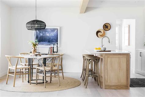 Small Dining Room Tables For Sale