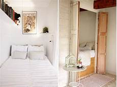 Tiny Bedroom by 21 Brilliant Ways To Squeeze More Space Out Of Your Tiny Tiny Bedroom