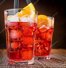 bicchieri aperol spritz lo spritz bicchieri da aperol con bicchieri aperol spritz lo spritz bicchieri da aperol con