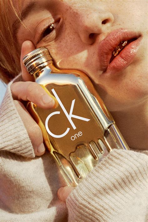 CK One Gold Calvin Klein - una nuova fragranza unisex 2016