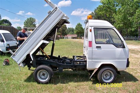 Kei Truck Japanese Van | Kei car, Mini trucks, Suzuki carry