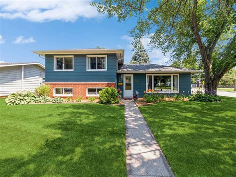 2002 Ferndale Ave, Ames, IA 50010 | Zillow