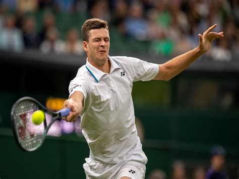 Wimbledon: Hurkacz stuns Medvedev to set clash with Federer in quarters
