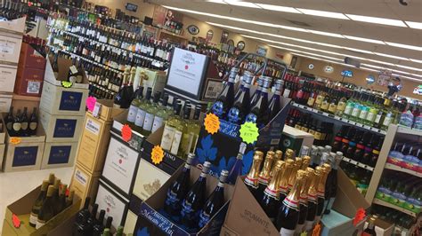 Sunday alcohol sales bills take step forward