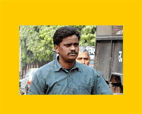 மட்டன் சாப்டுருபிங்க ! சிக்கன் சாப்டுருபிங்க ! மனுசன சாப்டுருகிங்களா?