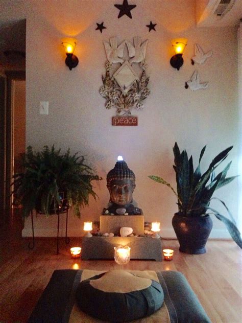 Pin by Alexandria Gorham on home | Meditation room decor, Meditation rooms, Healing room
