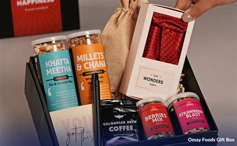 Omay Foods Fantastic Treats Gift Box I Healthy Gift Hamper I Snacks ...