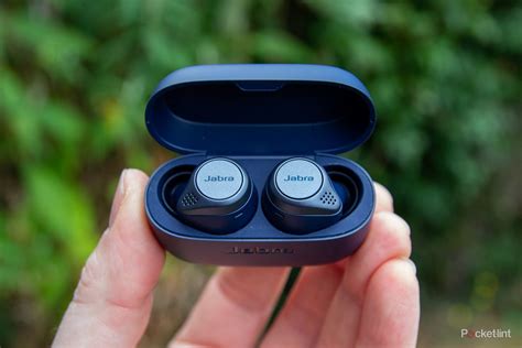 Best Workout Headphones 2023: Expert tested and reviewed – Dutchieeaudio