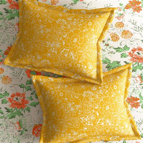 Buy PORTICO Galaxy Cotton 128TC Floral Print 3Pcs Queen Bedsheet Set ...