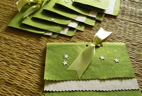 Hand Card Design 的图像结果