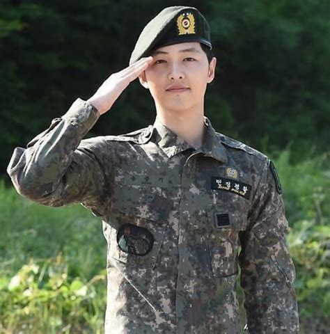 exo成员xiumin正式入伍，揭秘韩国男人为什么要服兵役_国家