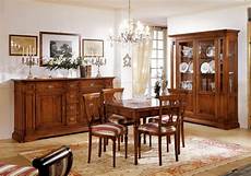 mobili per sala da pranzo classici sala da pranzo classica in legno massello colore noce mobili per sala da pranzo classici sala da pranzo classica in legno massello colore noce