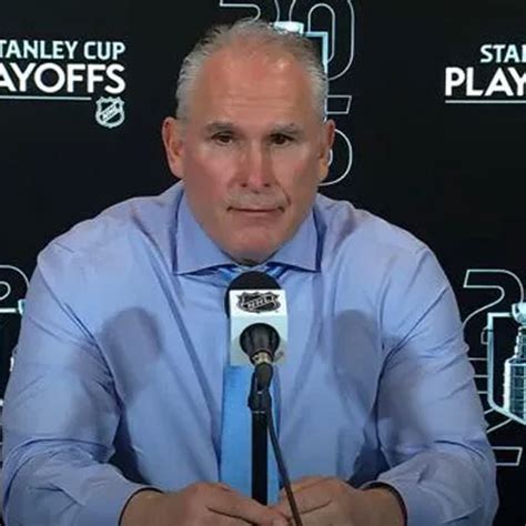 Swedish hockey star Jennifer Carlsson goes viral for her stunning looks ...