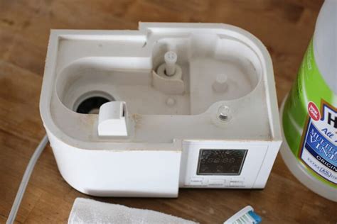 Image result for Using Vinegar to Clean Humidifier