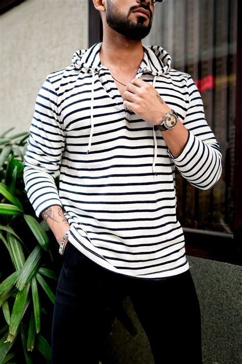 White Black Striper Buttoned Hooded T-Shirt – Gritstones