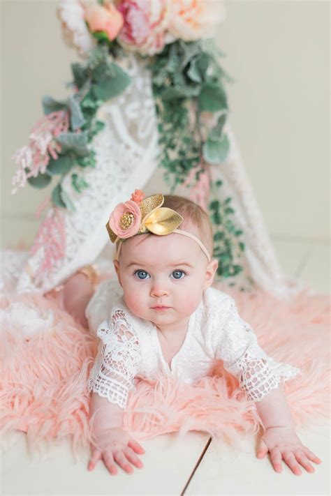 Blakely's 6 Month Old Pictures | Baby girl photography, Baby girl ...