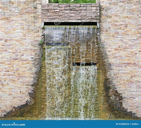 Brick Wall Waterfall Dance at Carisa Macaulay blog