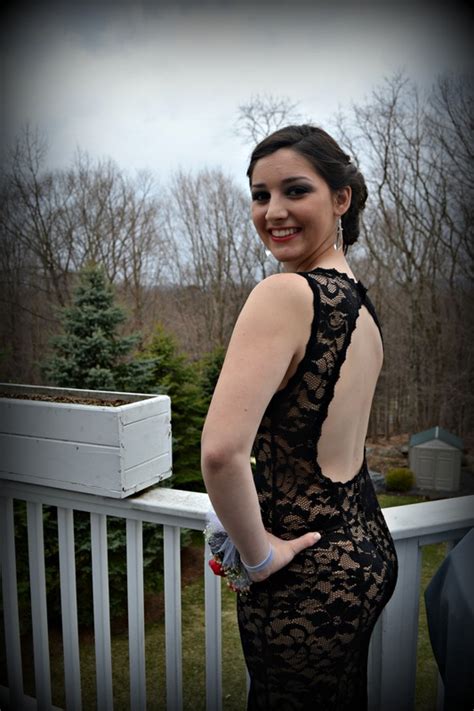 Going Commando Prom 的图像结果