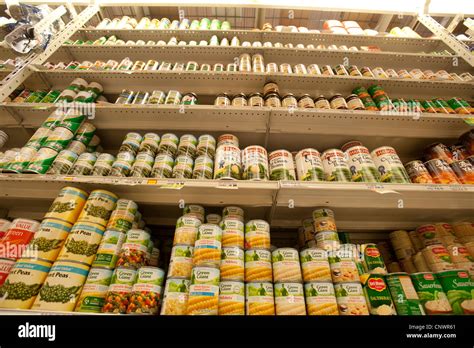 Canned Food Grocery Markwt 的图像结果