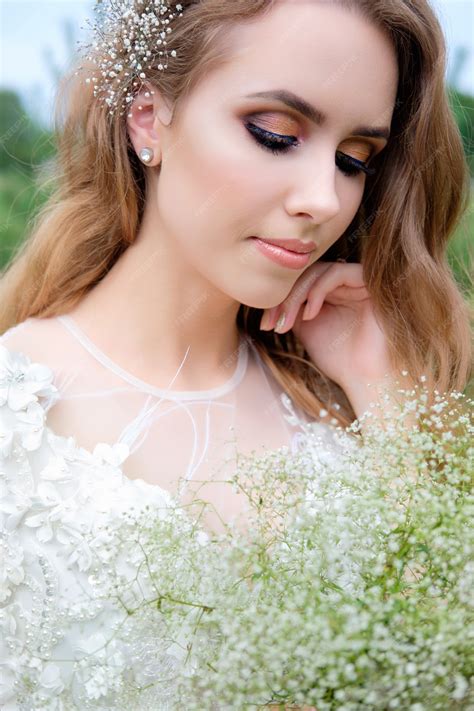 Pretty Bride Woman 的图像结果