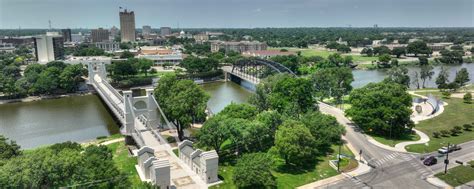 The Best Activities, Attractions, & Places To Go in Waco, TX | Camp Fimfo