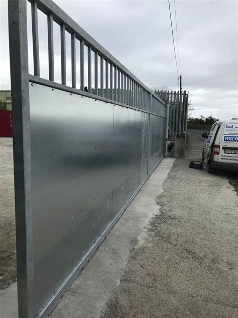 Sliding Gate - Industrial Sliding Gate Service Provider from Vadodara