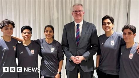 Iranian women soccer team | BeRightNews