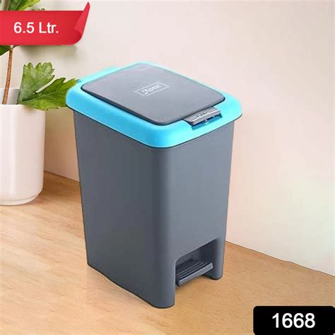 1668 Apex Plastic Push N Pedal Dust Bin | Hands-Free Operation, Compac ...