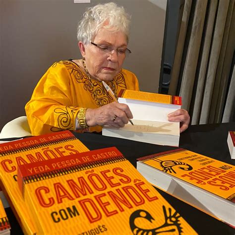 Livro de Yeda Pessoa de Castro é lançado na Academia Mineira de Letras - Brasil Agora - O país ...