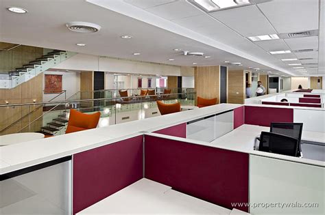 BPTP Crest - Udyog Vihar Phase IV, Gurgaon - PropertyWala