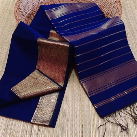 Cotton Silk Maheshwari Sarees with Traditional Motifs and Zari Border ...