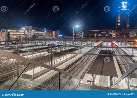 Platforms at Oslo Central Station at Night. Editorial Photo - Image of ...