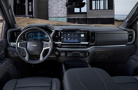 Preview: 2024 Chevrolet Silverado HD upgrades interior, adds ZR2 option