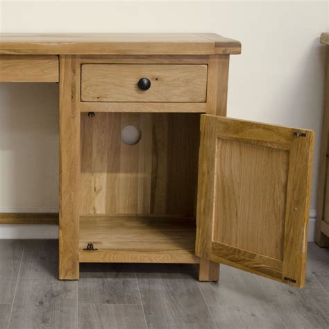 Small Wood Computer Desk 的图像结果