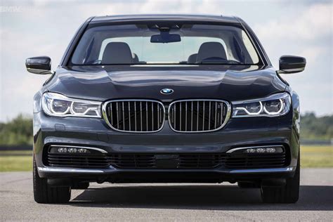 BMW 7 Series Wins 2016 World Luxury Car